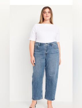 NWT Old Navy High-Rise Barrel Leg Ankle Plus Size Curve Jeans Light Wash Size 24